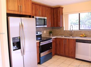 1261 SW 110th Ave, Hollywood, FL 33025