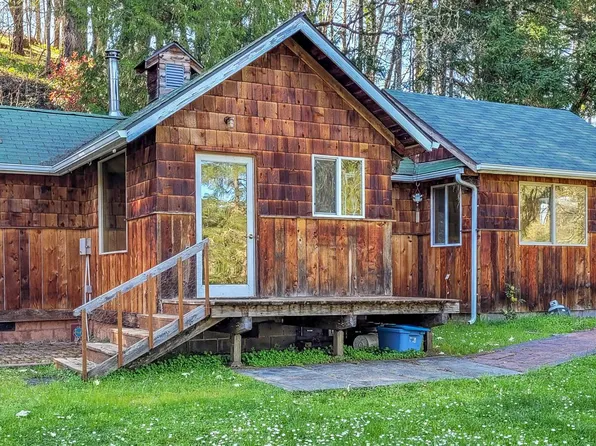 4240 Green Valley Rd, Oakland, OR 97462