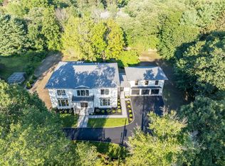 52 Hidden Rd, Andover, MA 01810