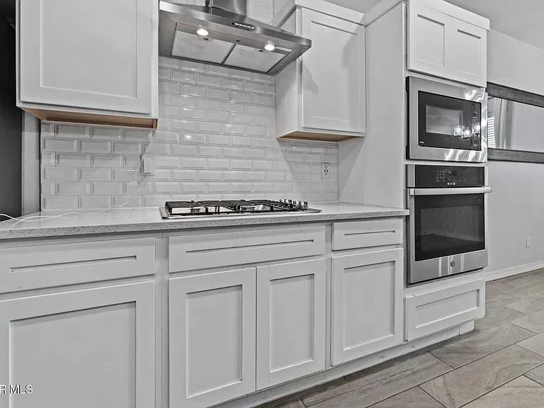 917 Airship Pl — Photo 16
