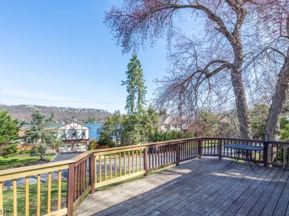 7 Birch Pkwy, Sparta Twp., NJ 07871