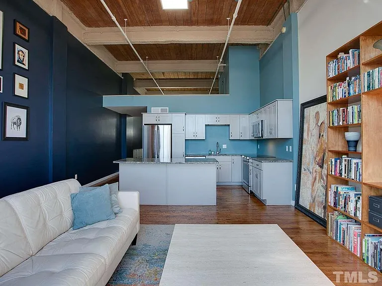 500 N Duke St #54-207 — Photo 23