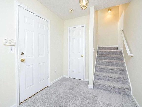 5th image of 1409 Vintage Pointe Dr