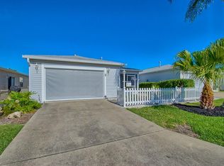17382 SE 77th Helmsdale Ct, The Villages, FL 32162