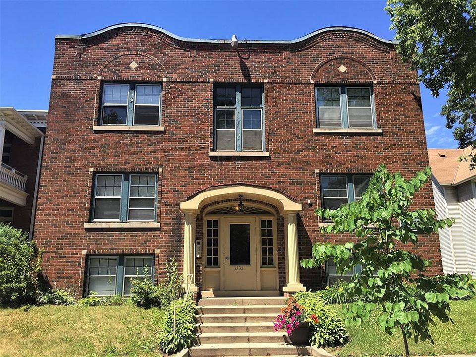 1st image of 2432 1st Ave S APT 105