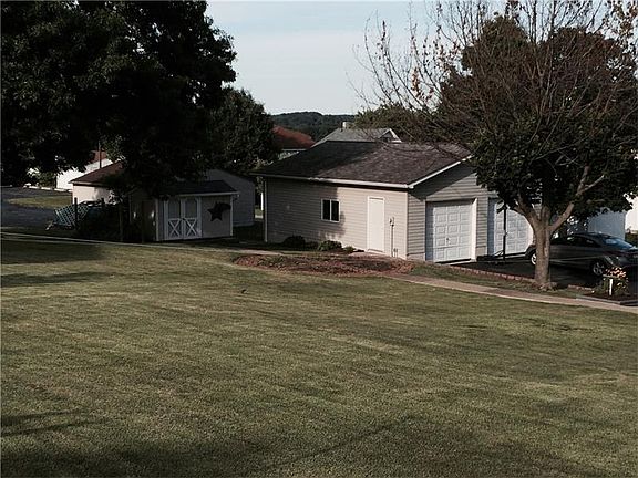 3rd image of 708 Depot St