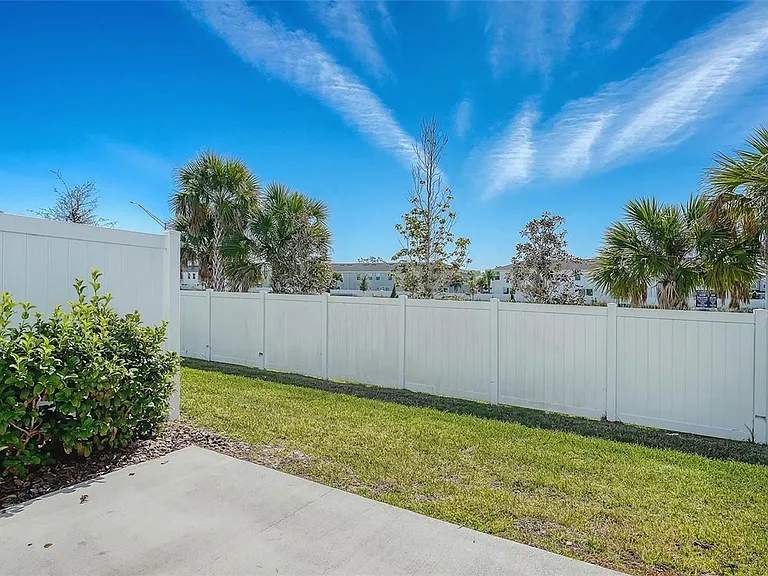 14244 Crimson Ave — Photo 41