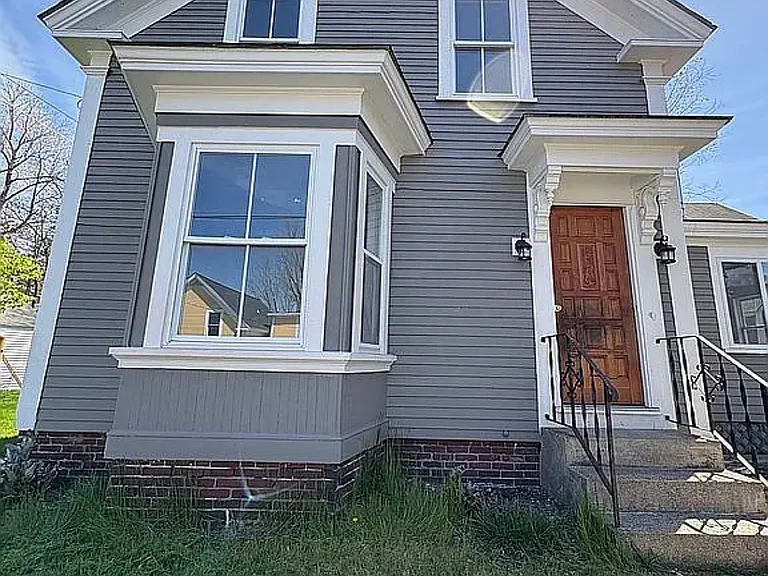 15 Lawton St — Photo 2