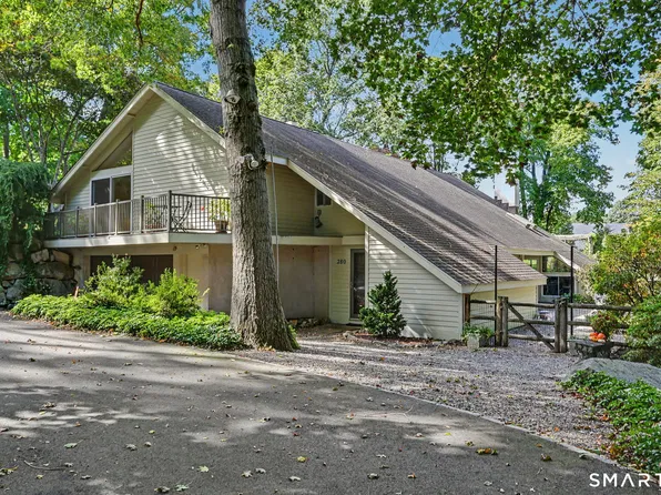 280 Brookbend Road, Fairfield, CT 06824