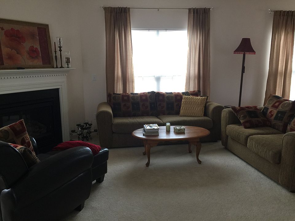 2nd image of 1328 Arbor Greene Dr
