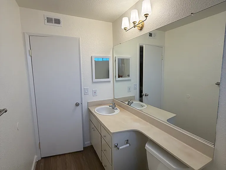 6933 Stagecoach Rd #H — Photo 19