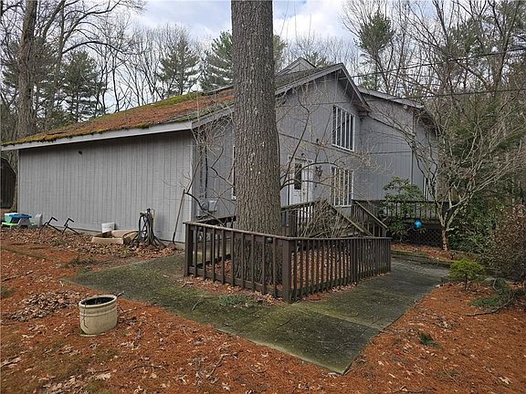 2nd image of 859 Black Plain Rd