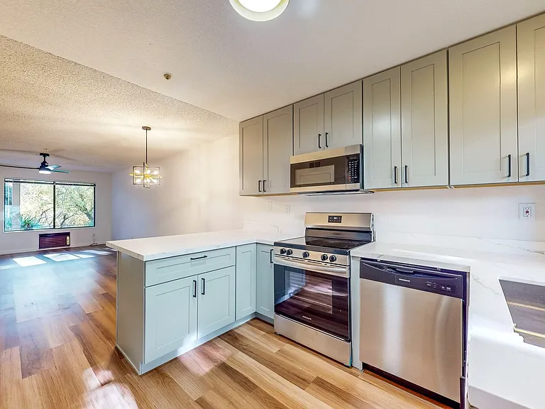 5105 Old Redwood Hwy #5115 — Photo 1