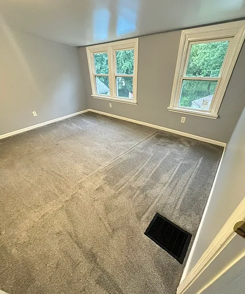 18201 Royalton Rd — Photo 14