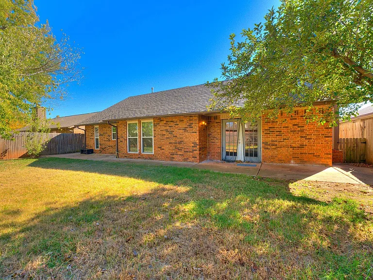 1205 Teal Pl — Photo 32