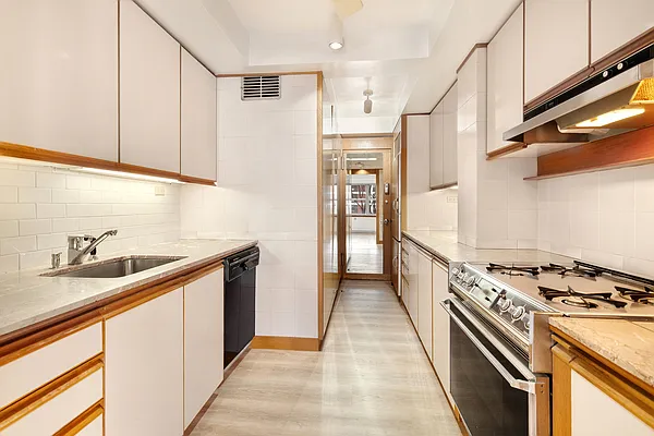 Sold by Kleier Residential | media 6