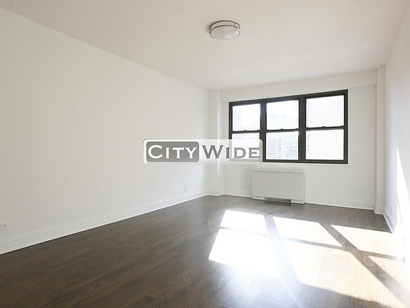 4th image of 145 E 16th St APT 14C
