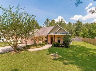 12147 McGee Rd, Covington, LA 70435