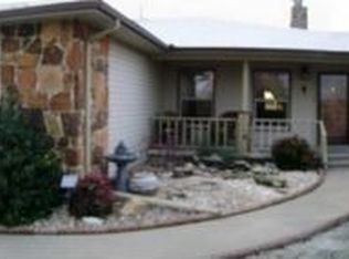 1306 Lakeview Ln, Fredonia, KS 66736