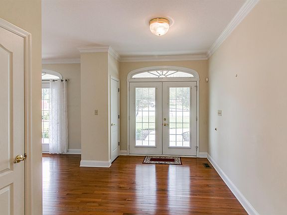 4th image of 2687 Windwood Ct