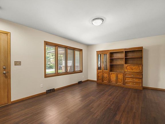 4th image of 6101 Wynbrook Dr