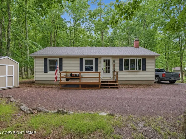 105 Lenape Trl, Albrightsville, PA 18210