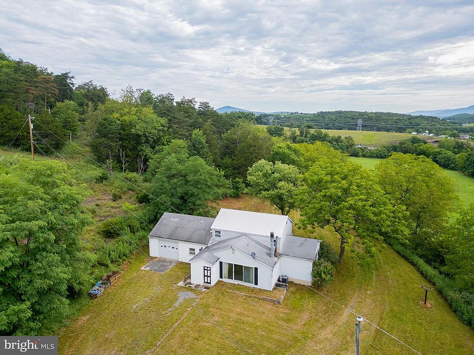 1st image of 476 Schrader Ln