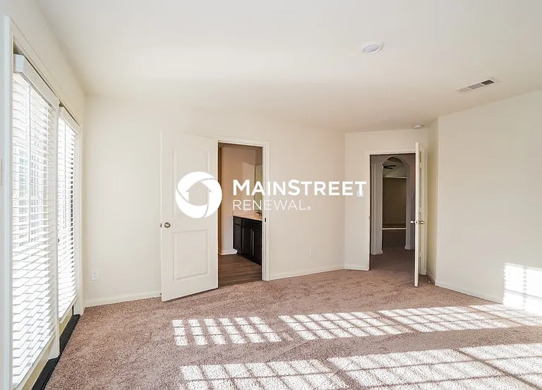 21051 Titian Dr — Photo 25