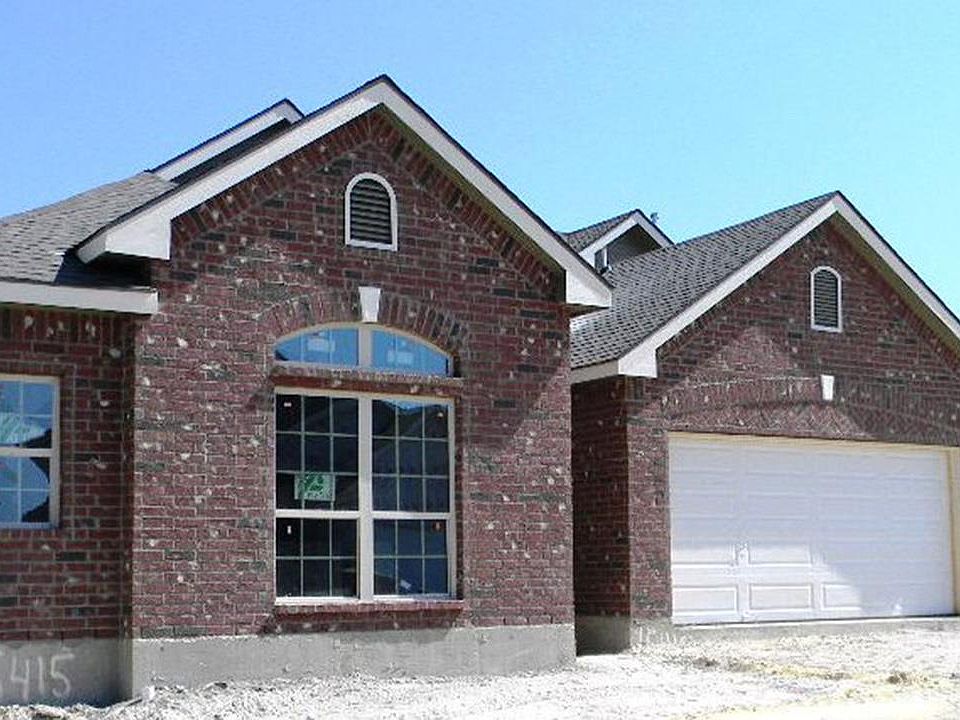 Exterior 1