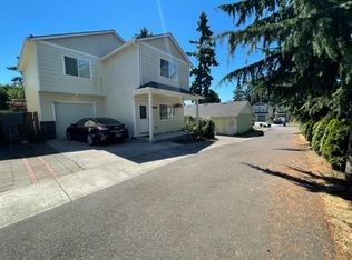 12003 SE Mill Ct, Portland, OR 97216