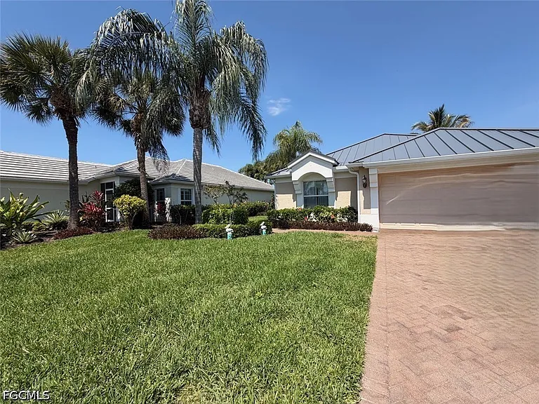 2609 Clairfont Ct — Photo 3
