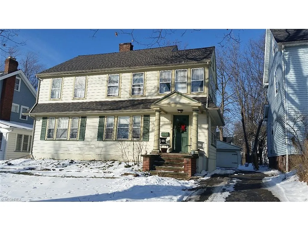 3165 Yorkshire Rd photo 1