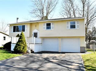 4276 Vega Crse, Liverpool, NY 13090