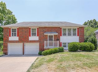 15411 E 41st St S, Independence, MO 64055