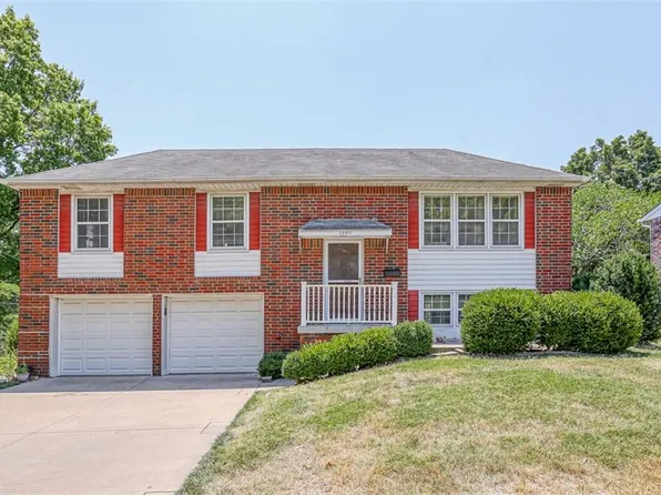 15411 E 41st St S, Independence, MO 64055