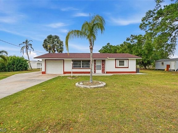 3rd image of 2180 Cook Ln