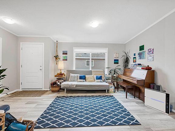 5th image of 235 Aylmer Rd #3