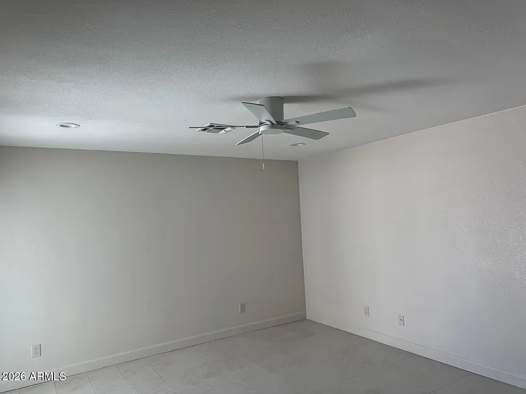8837 W Highland Ave — Photo 15