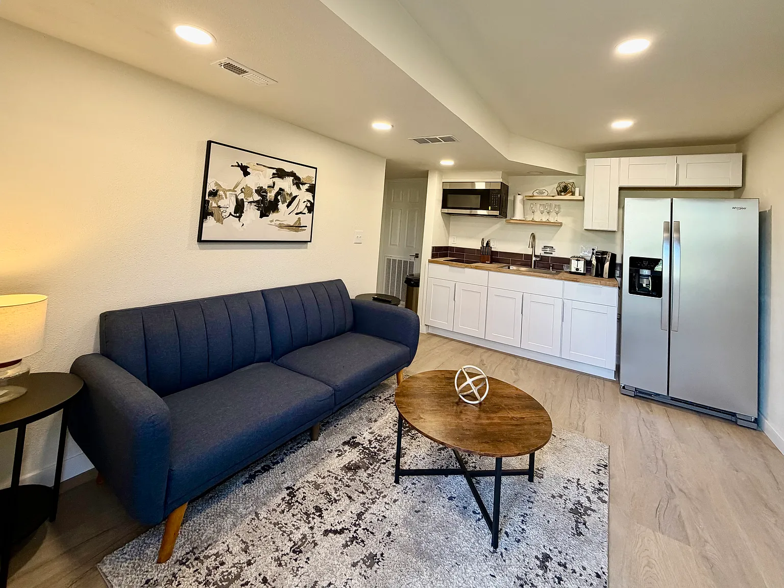 3 bed, 2028 sqft, $755 — Photo 1