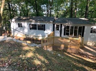 765 Woodview Ln, Gap, PA 17527