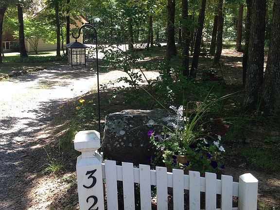 325 Mountain Aire Dr