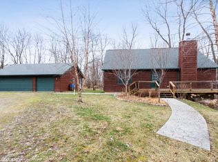 225 Hickory Ln, Otley, IA 50214