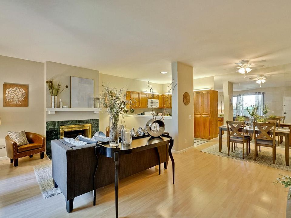 1st image of 37168 Meadowbrook Cmn APT 104