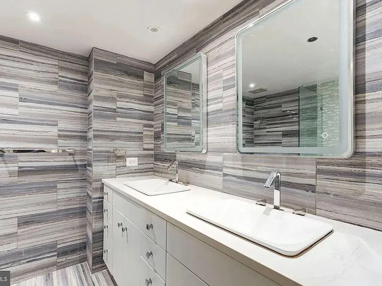 1530 Key Blvd #906 — Photo 11