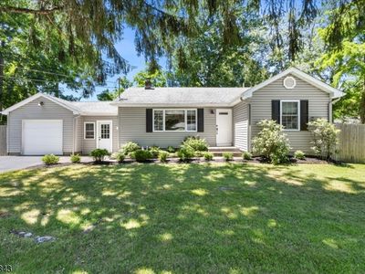 17 Hunters Ln, Sparta, NJ, 07871