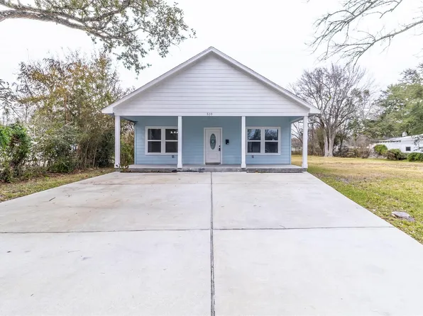 510 Bluebonnet Dr, La Marque, TX 77568