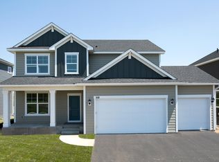 510 Sandhill Dr, Long Lake, MN 55356