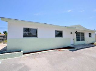 942 Montego Dr, West Palm Beach, FL 33415