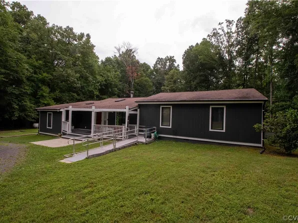 9494 McGuinn Ln, Nokesville, VA 20181