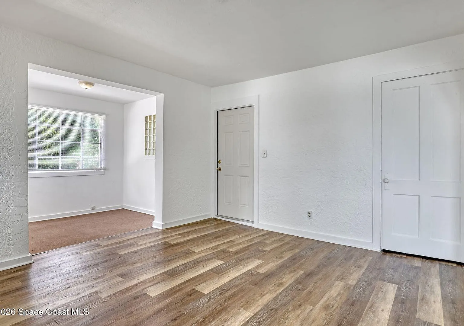 1 BR Apartment — Photo 3